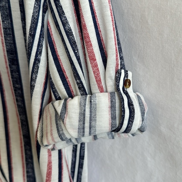 Eden & Olivia red, white, and blue button-down shirt, size M - Picture 6 of 11